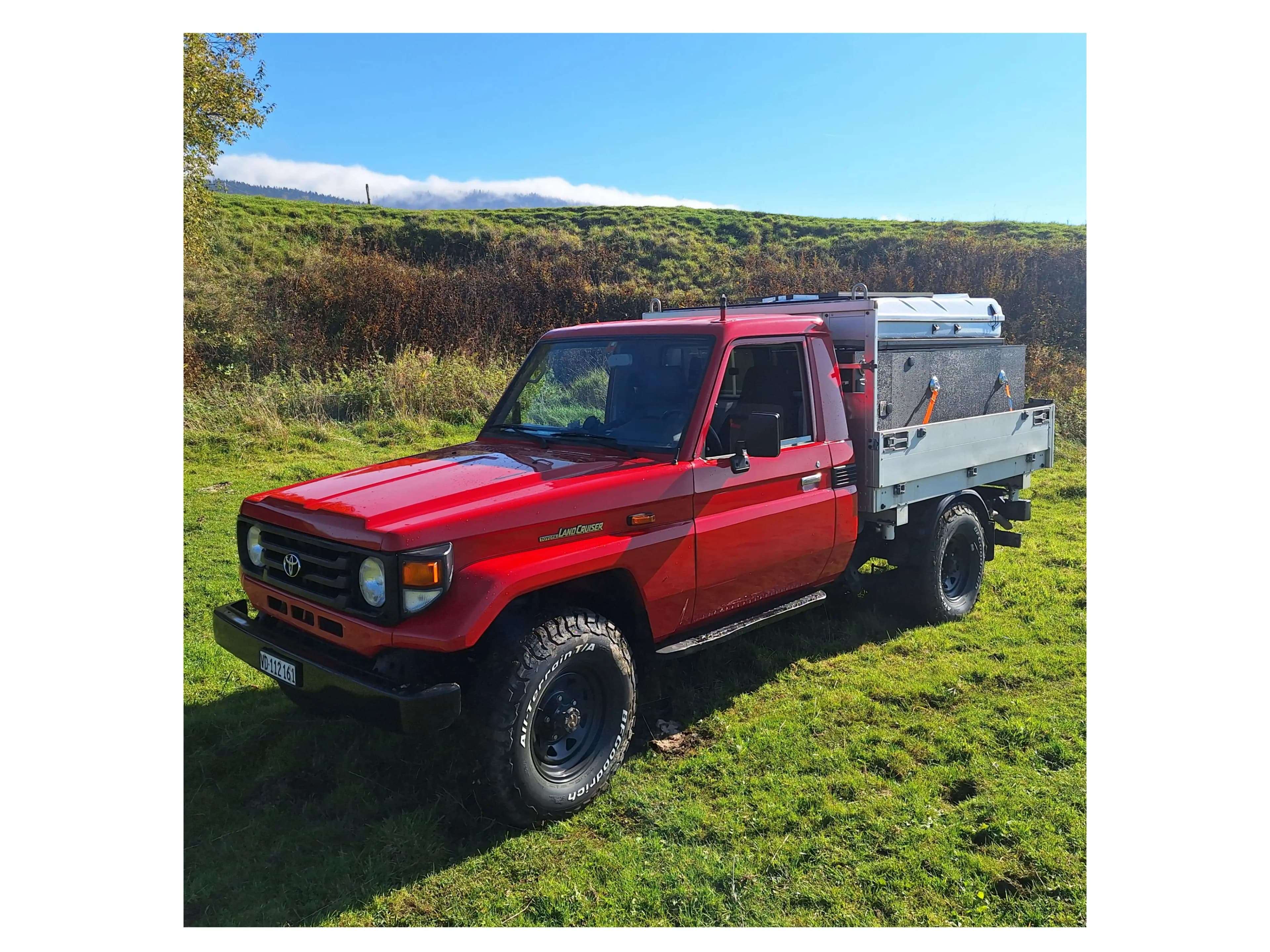 Toyota Land Cruiser HDJ79