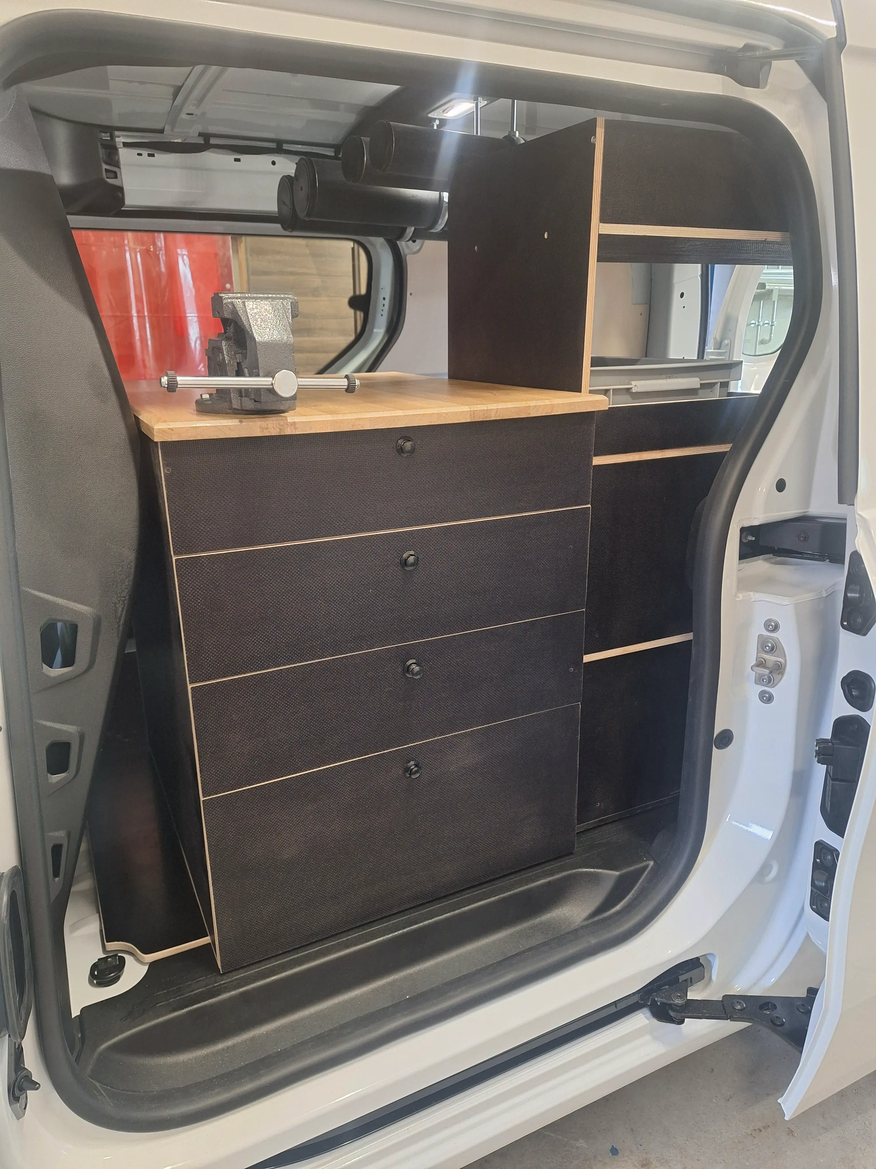 Schreinerei / Rohbau - Image 2