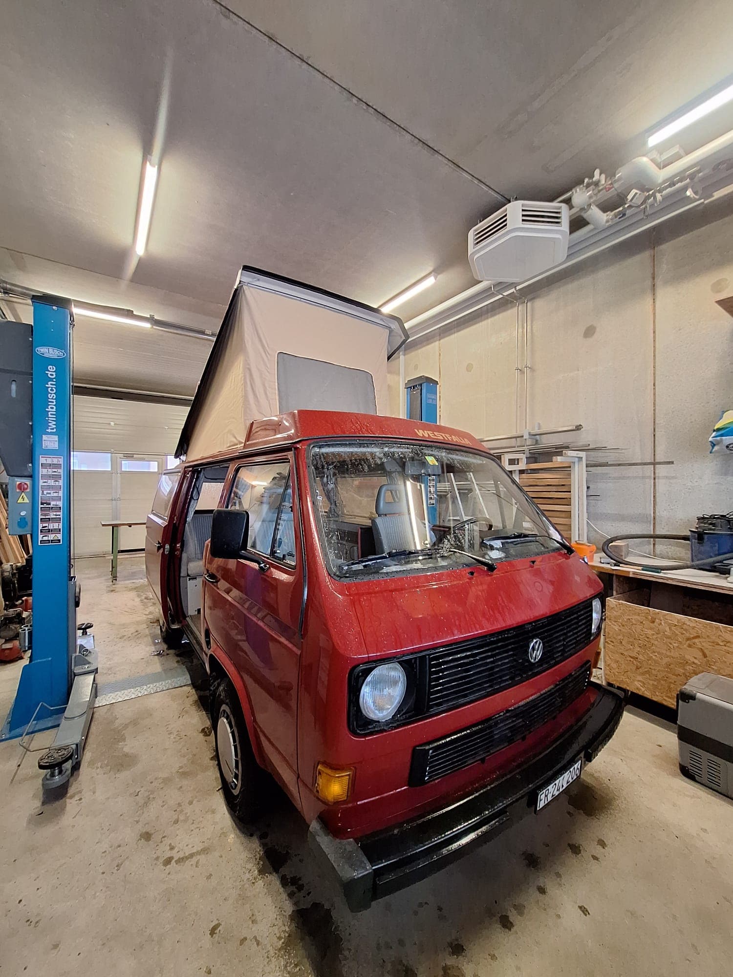 Véhicules de passage à l'atelier - Vue 42